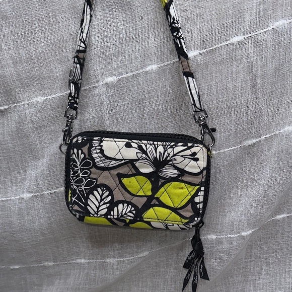 Vera Bradley Citron Pattern Crossbody Wallet All in One Crossbody Combo GUC - Picture 3 of 14